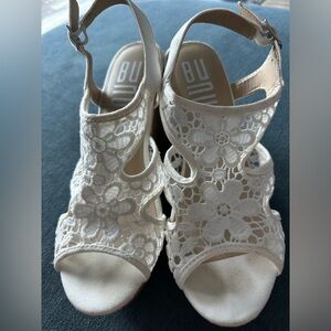 White crochet platform wedge sandals size 7 1/2